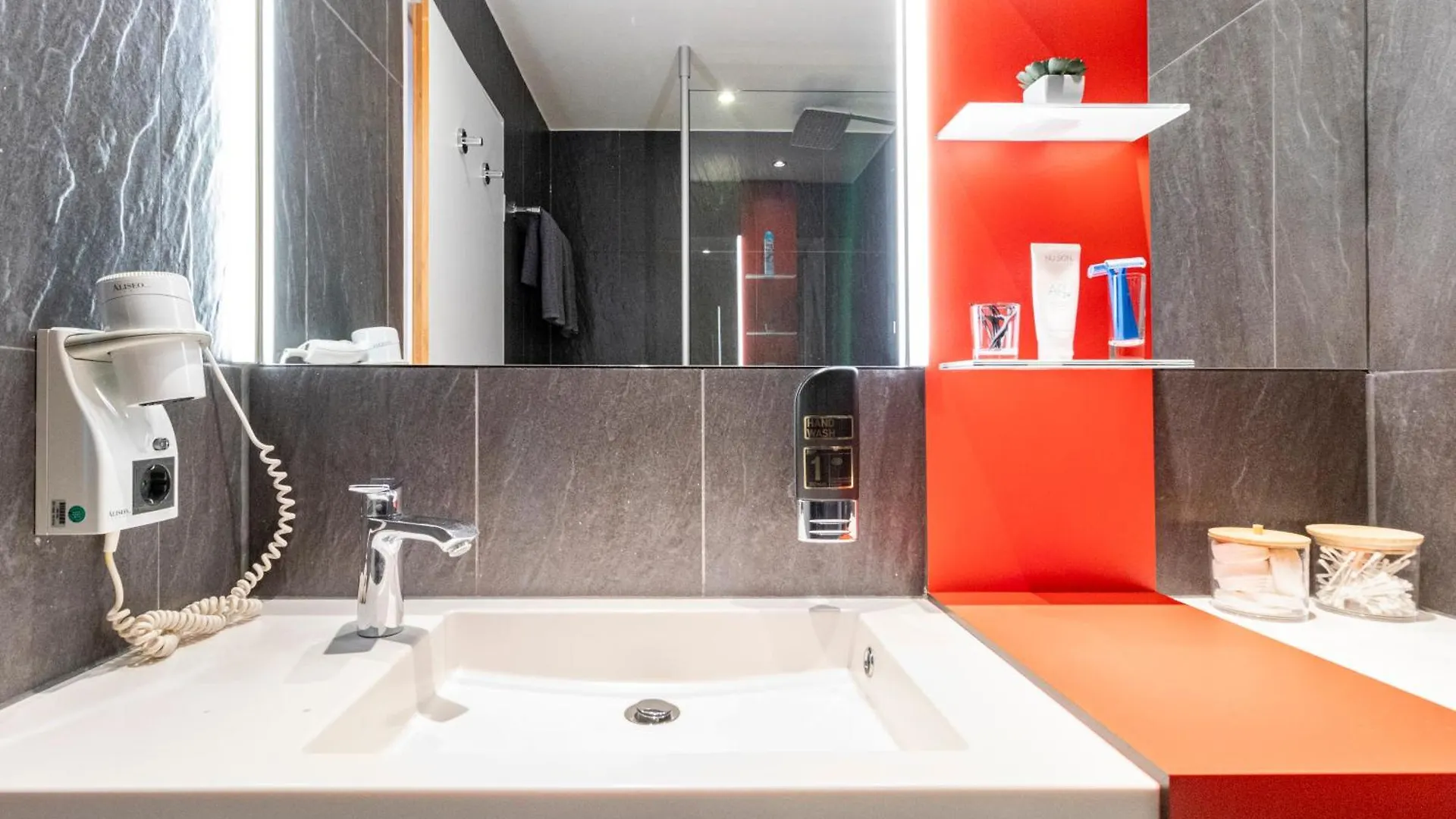 Apartamento Naehe Frankfurt Messe Mit Netflix Und Balkon Fráncfort del Meno