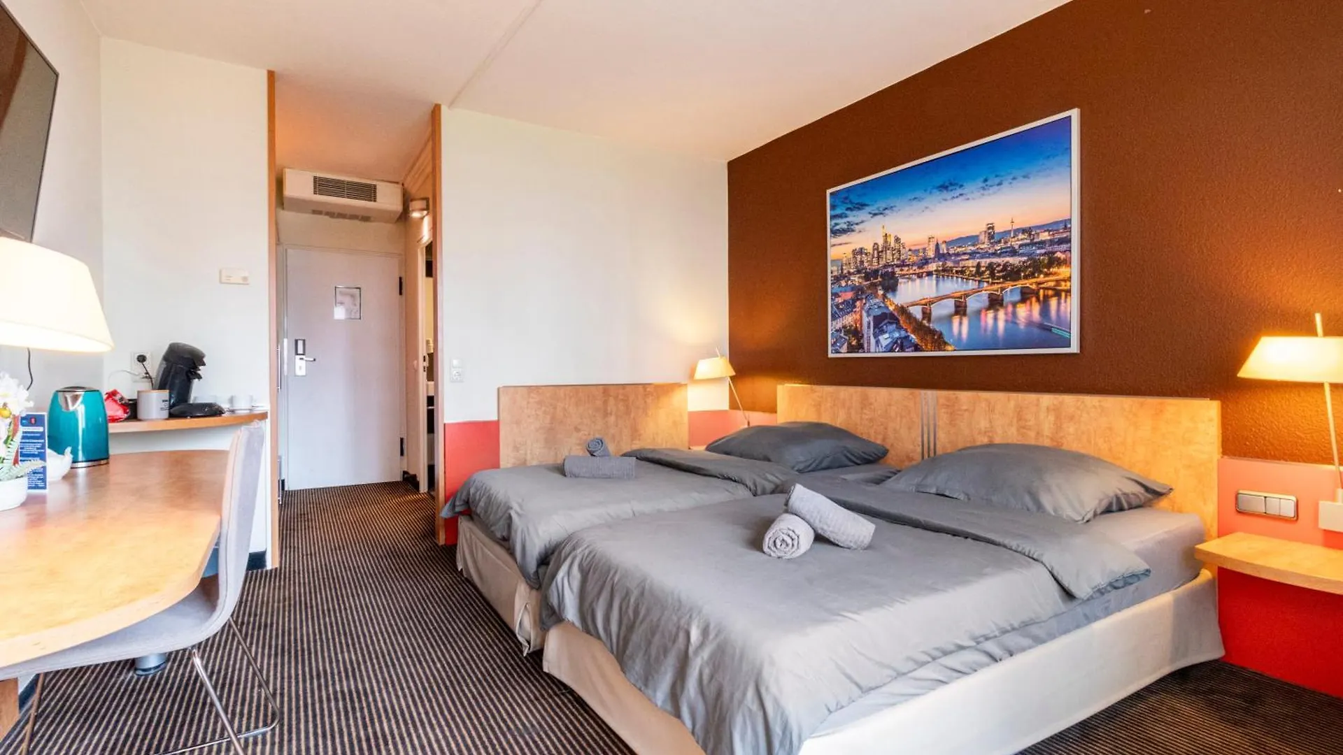 Apartamento Naehe Frankfurt Messe Mit Netflix Und Balkon Fráncfort del Meno 0*,  Alemania