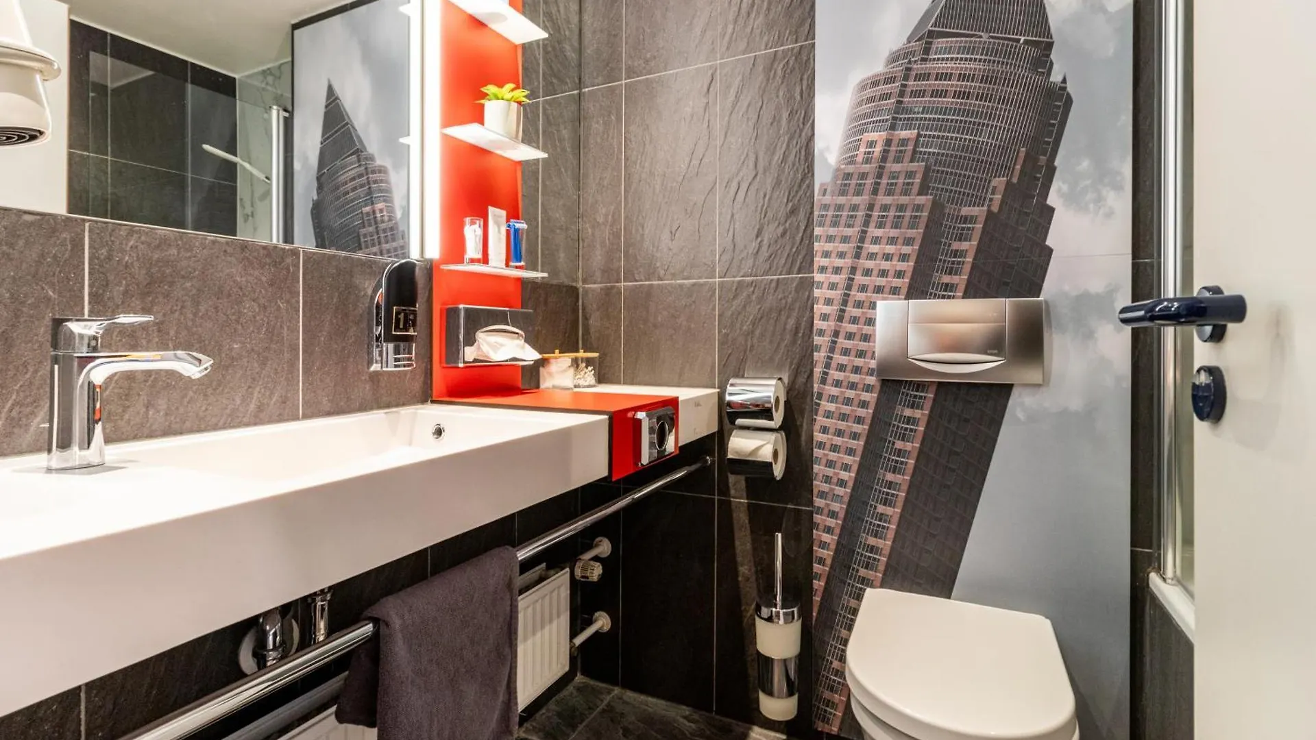 Apartamento Naehe Frankfurt Messe Mit Netflix Und Balkon Fráncfort del Meno 0*,  Alemania